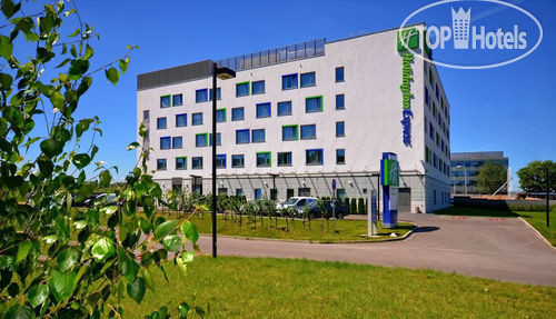 Фото Holiday Inn Express Warsaw Airport