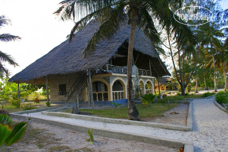 Фото Tamarind beach Hotel