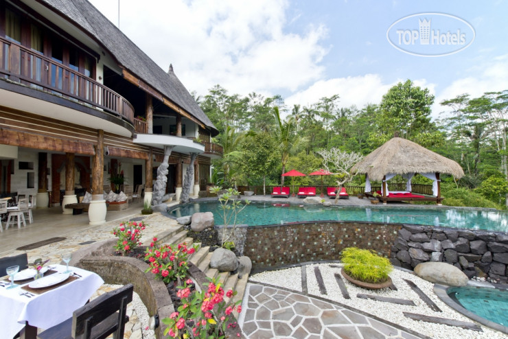 Фото Adiwana Dara Ayu Villas