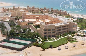 Фото Hilton Al Hamra Beach & Golf Resort