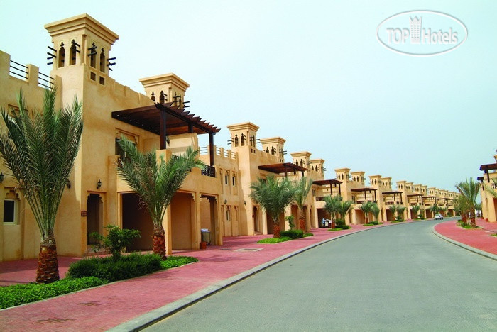 Фото Al Hamra Village Hotel