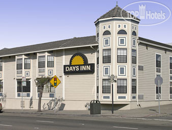 Фото Days Inn At The Beach