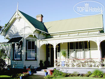 Фото Robertson House - B & B