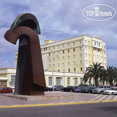 Фото Tryp Melilla Puerto