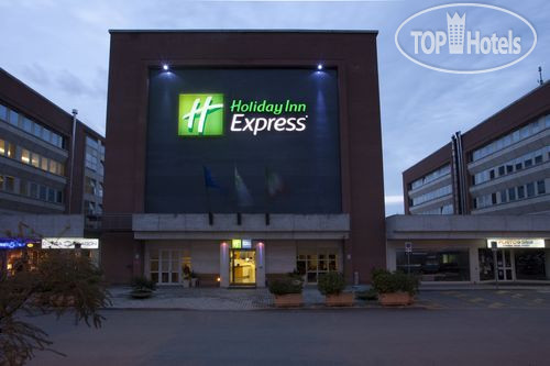 Фото Holiday Inn Express Foligno