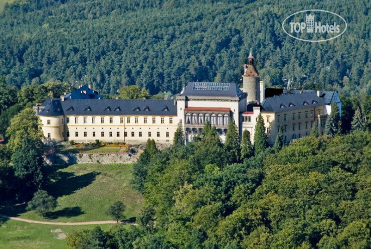 Фото Chateau Hotel Zbiroh