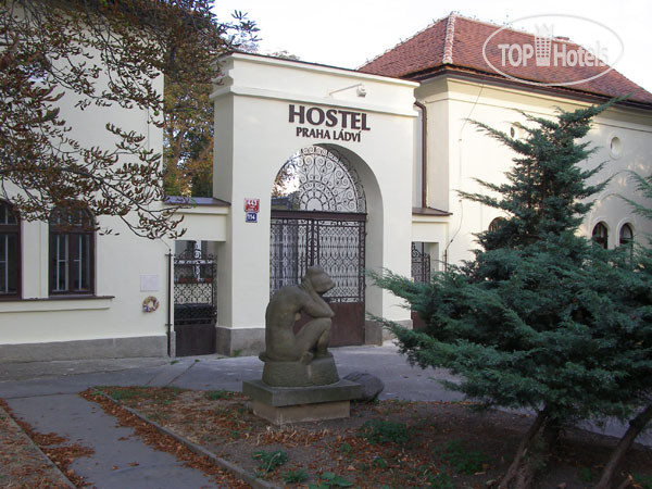 Фото Praha Ladvi Hostel 