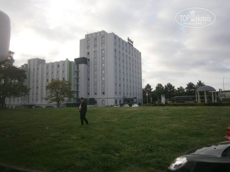 Фото Campanile Le Blanc Mesnil